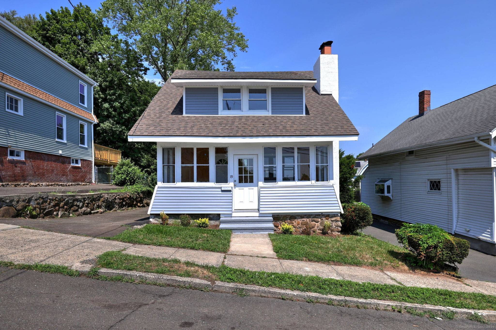 Welcome to 19 Orange Terrace West Haven.