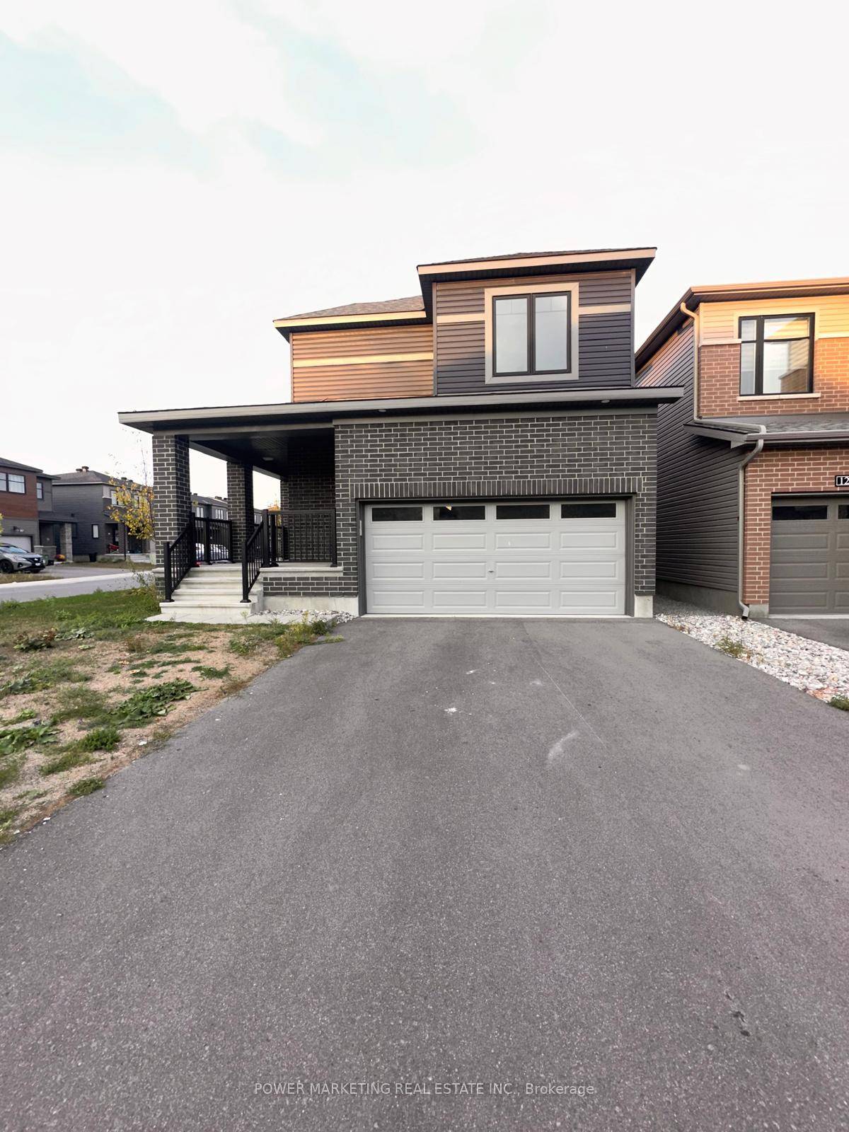 Brand new single home for sale in Barrhaven.