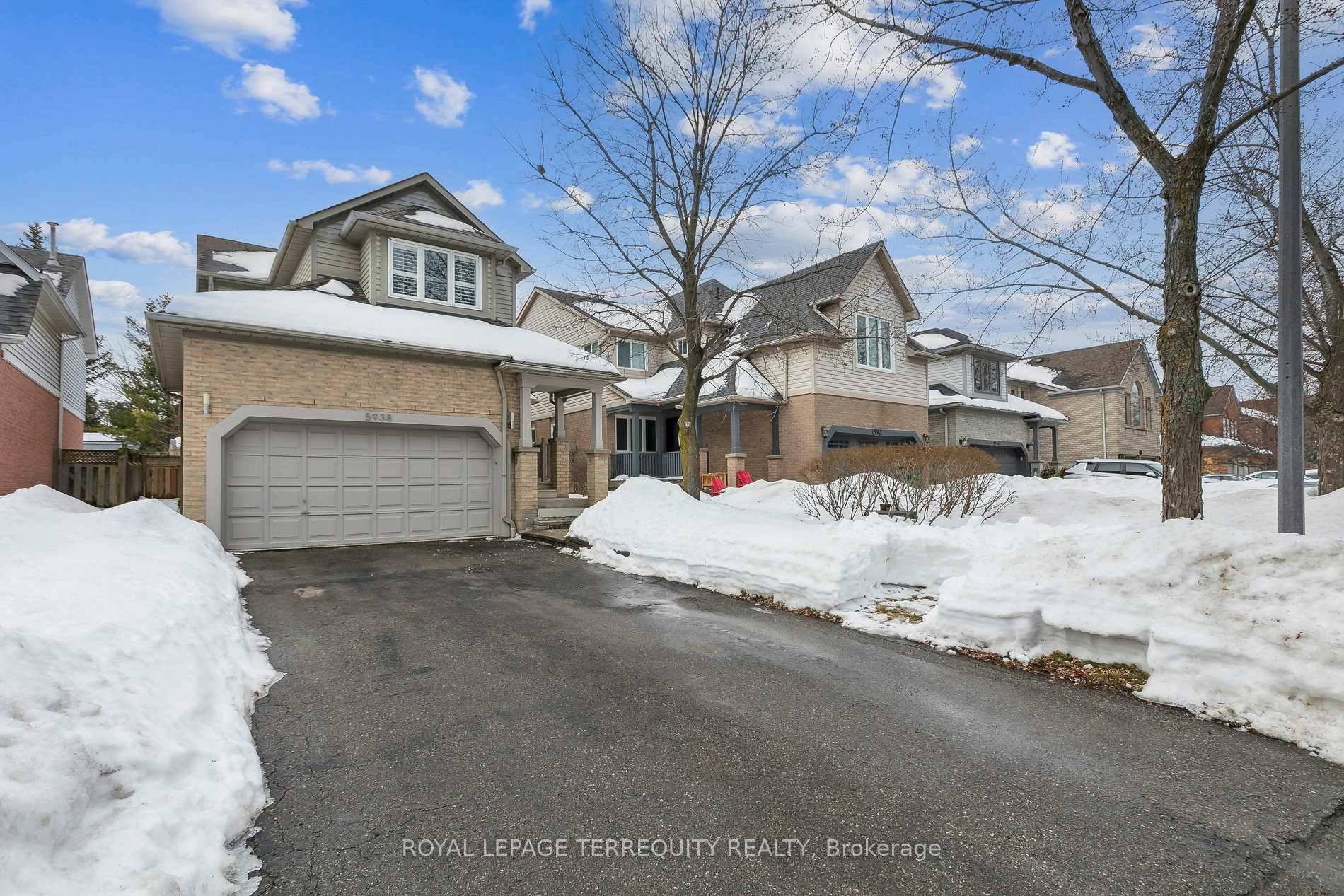 Welcome To 5938 Tweed Court, A Daniel's Build On A Lovely Treelined Cul De Sac.