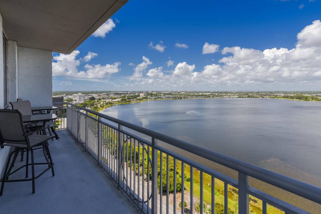 AVAILABLE March 1, 2026 FOR SEASONAL OR ANNUAL LEASE.