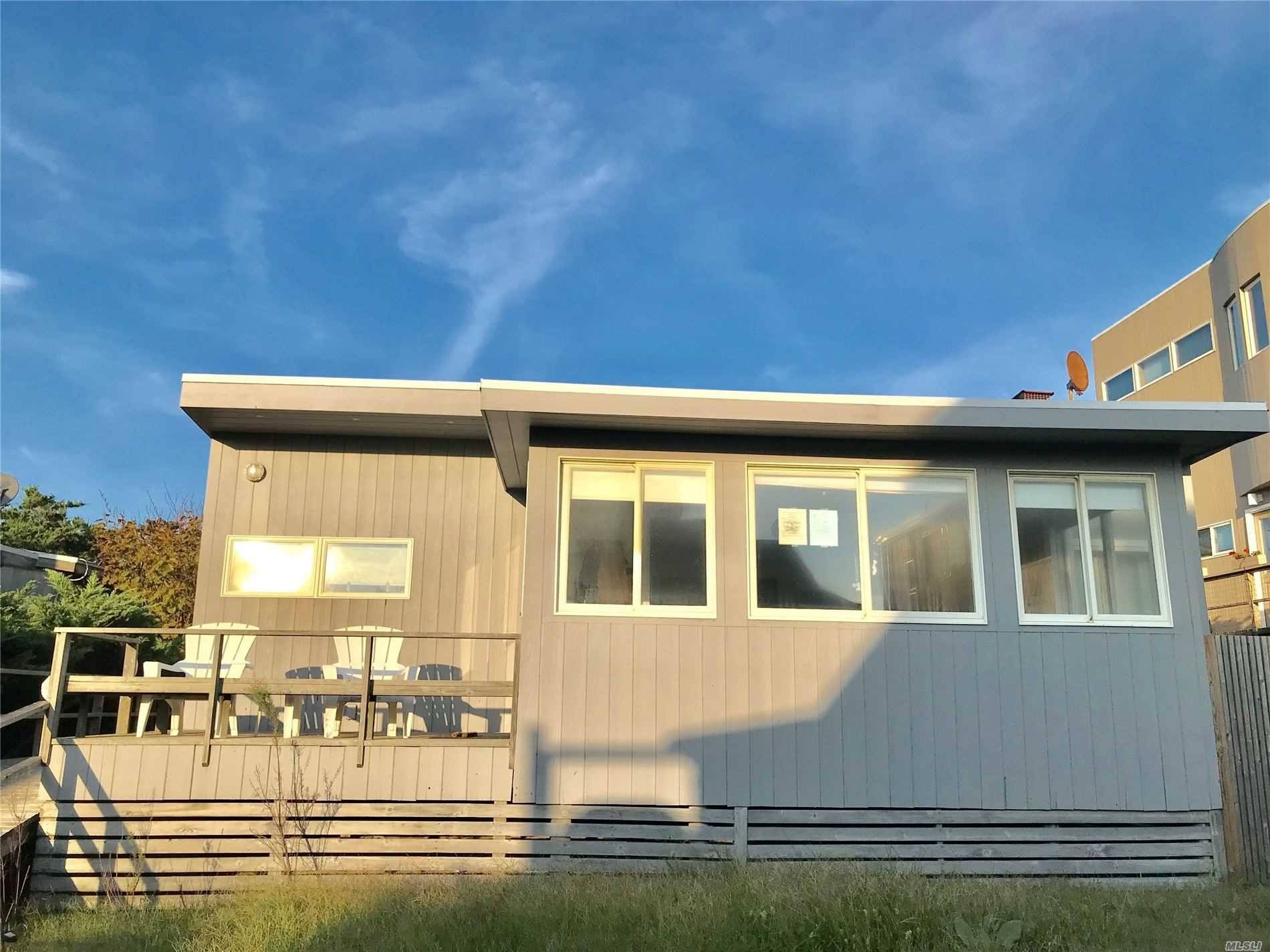 Spectacular Ocean Views, Brand New Deck, Furniture amp ; Hot Tub.