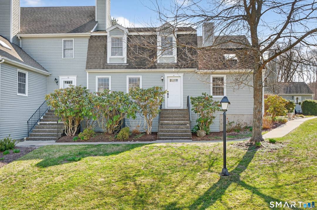 Tucked within the highly desirable Quail Ridge community, this beautifully updated 2 bdr townhome offers the perfect blend of style, comfort, and convenience just moments from the heart of Ridgefield.