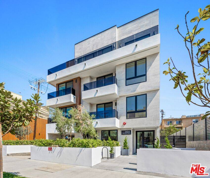 1414 1/2 S Beverly Dr 2BR Beverlywood La