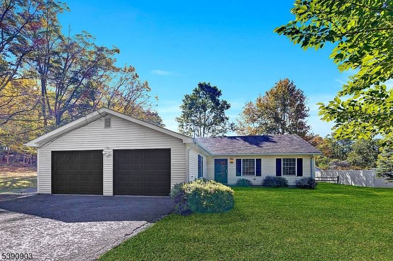 Here's your chance to make a smart move into one of Bridgewater's most loved neighborhoods, Bradley Gardens, known for its charm, sidewalk lined streets, and convenient access to Routes 202, ...