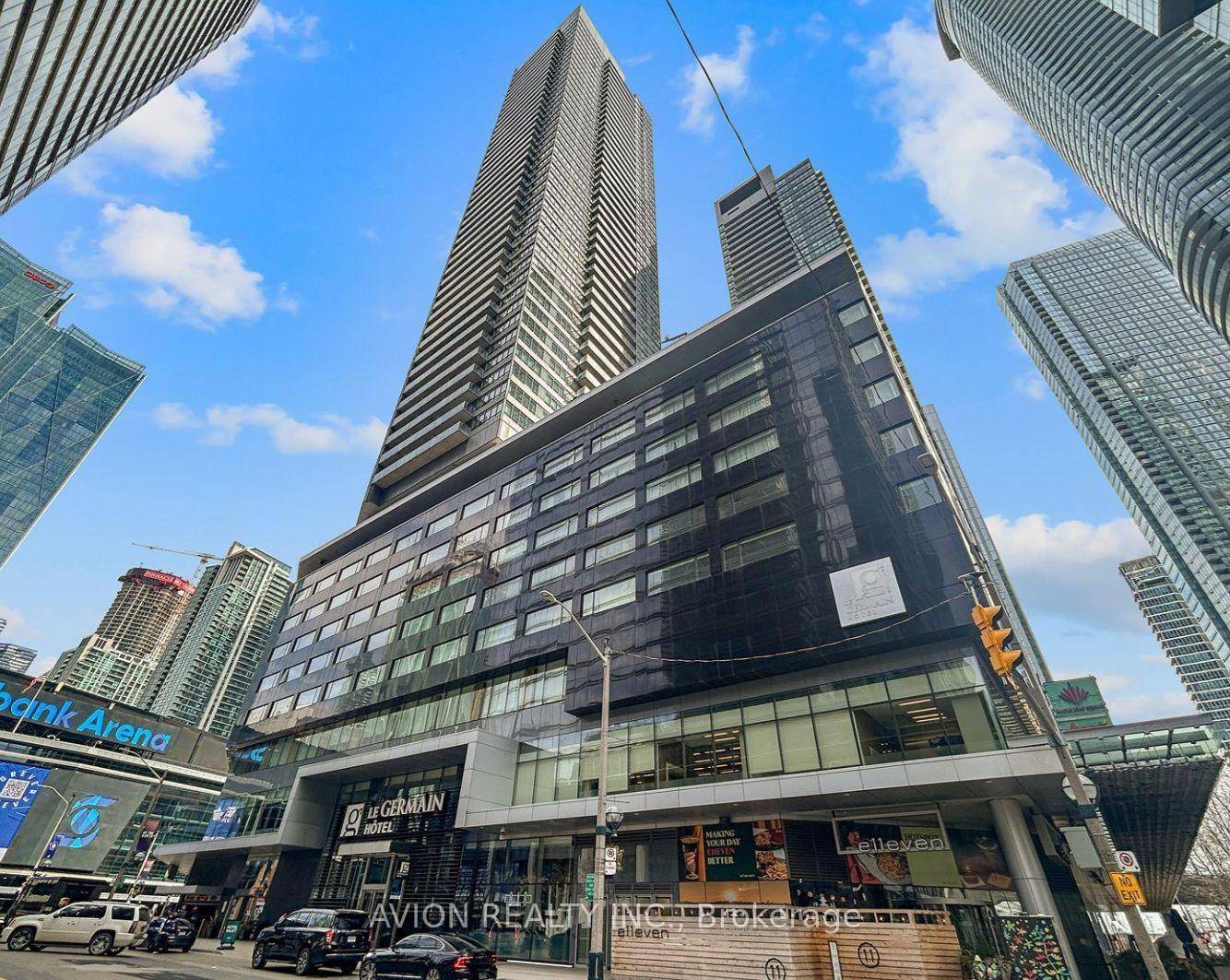 Live In The Award Winning, Maple Leaf Square !