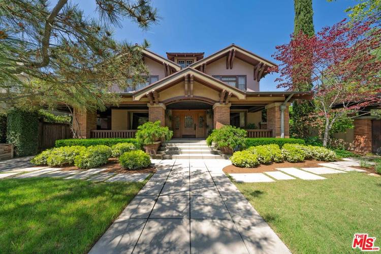 111  S Van Ness Ave 5BR Mid Wilshire La