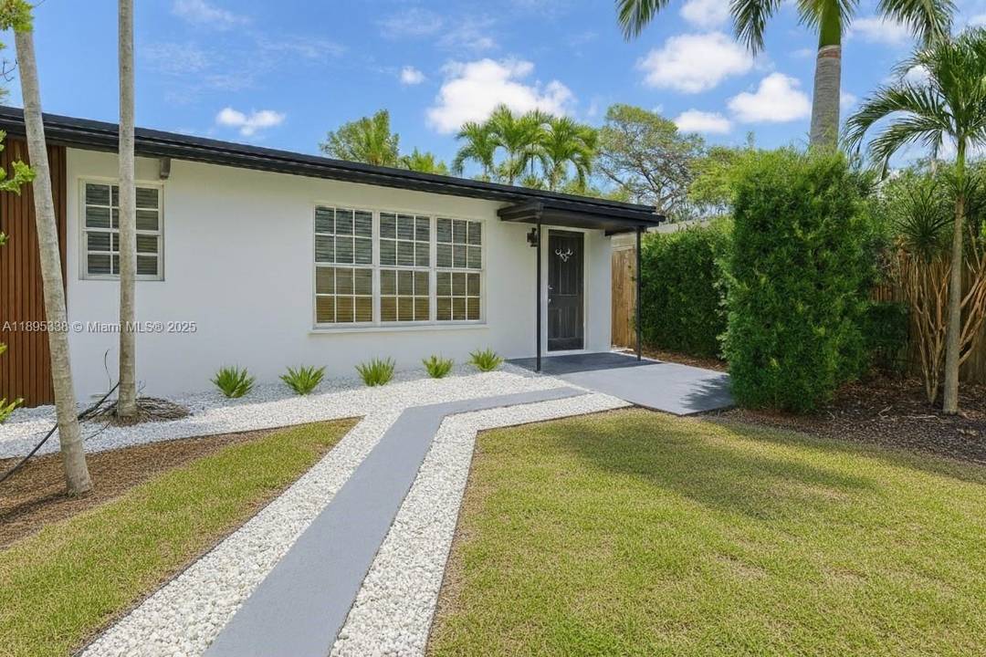 Modern living meets timeless comfort in this beautifully updated 3 bed, 2 bath home in the heart of Oakland Park.
