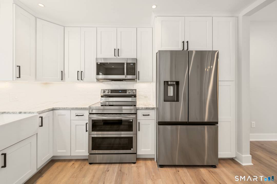 Warning You may fall in love at first showing !