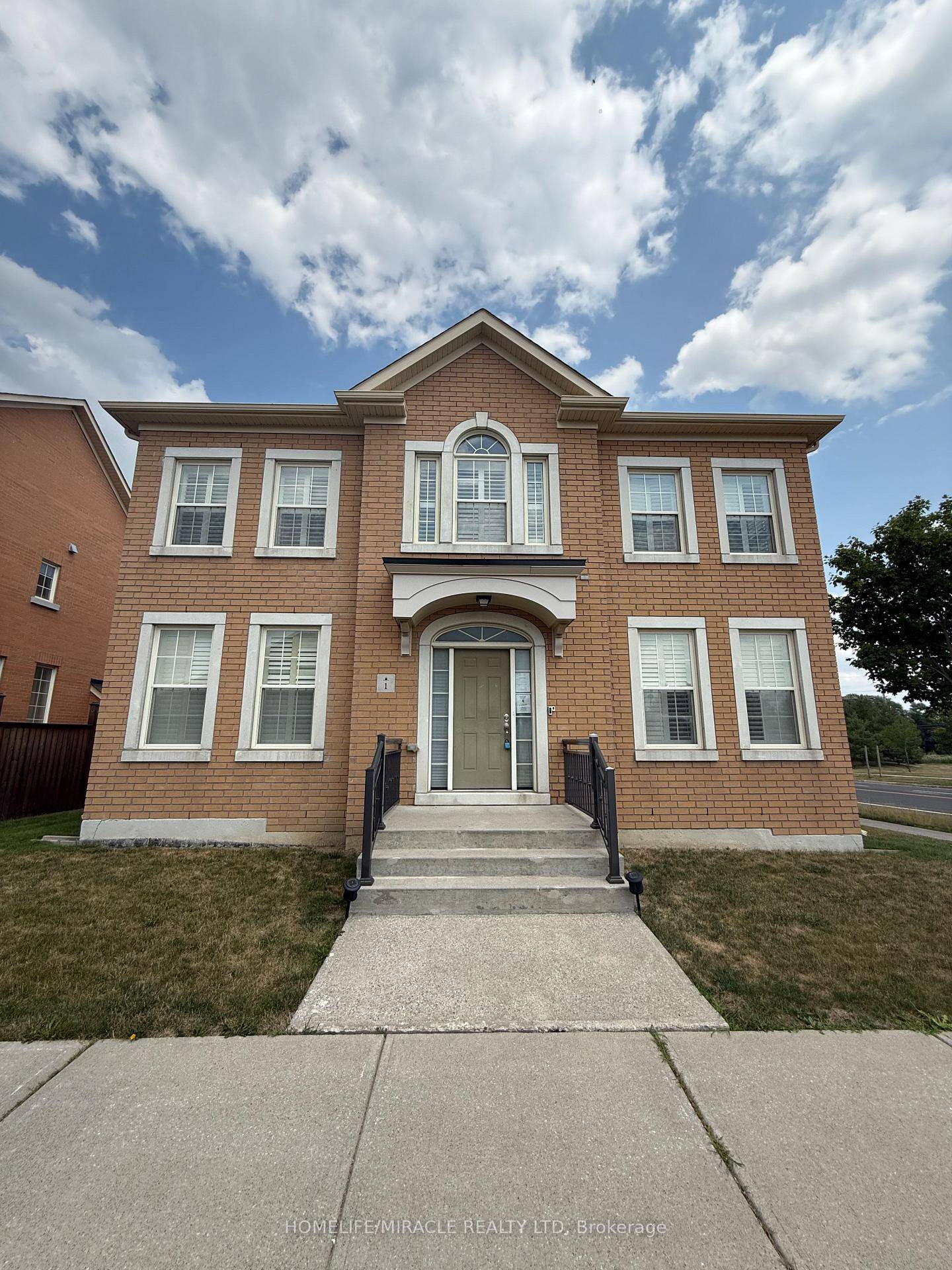 Designed for both beauty and functionality, this smart layout features a discreet rear garage, maximizing interior space for a seamless flow and serene living.