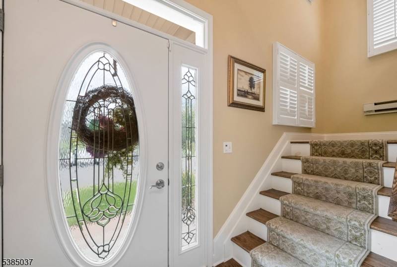 Welcome to Whitney in Allendale, one of Bergen County's most sought after townhouse communities.