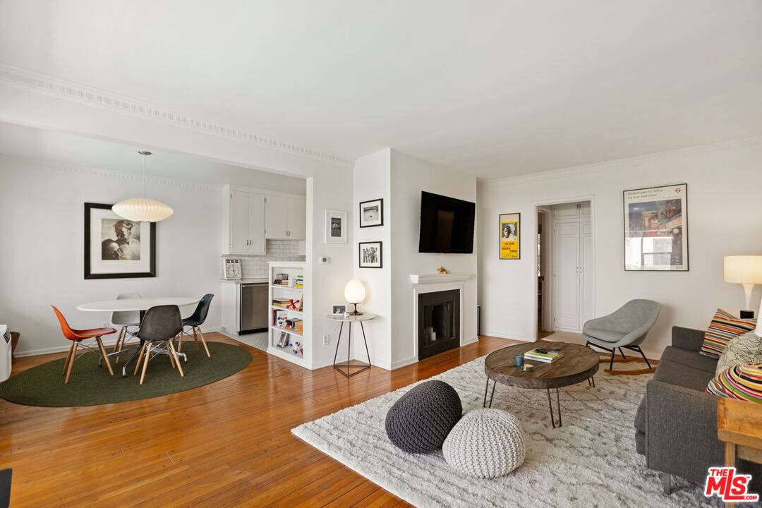 1234 Havenhurst Dr 1.0 Hollywood Hills East LA