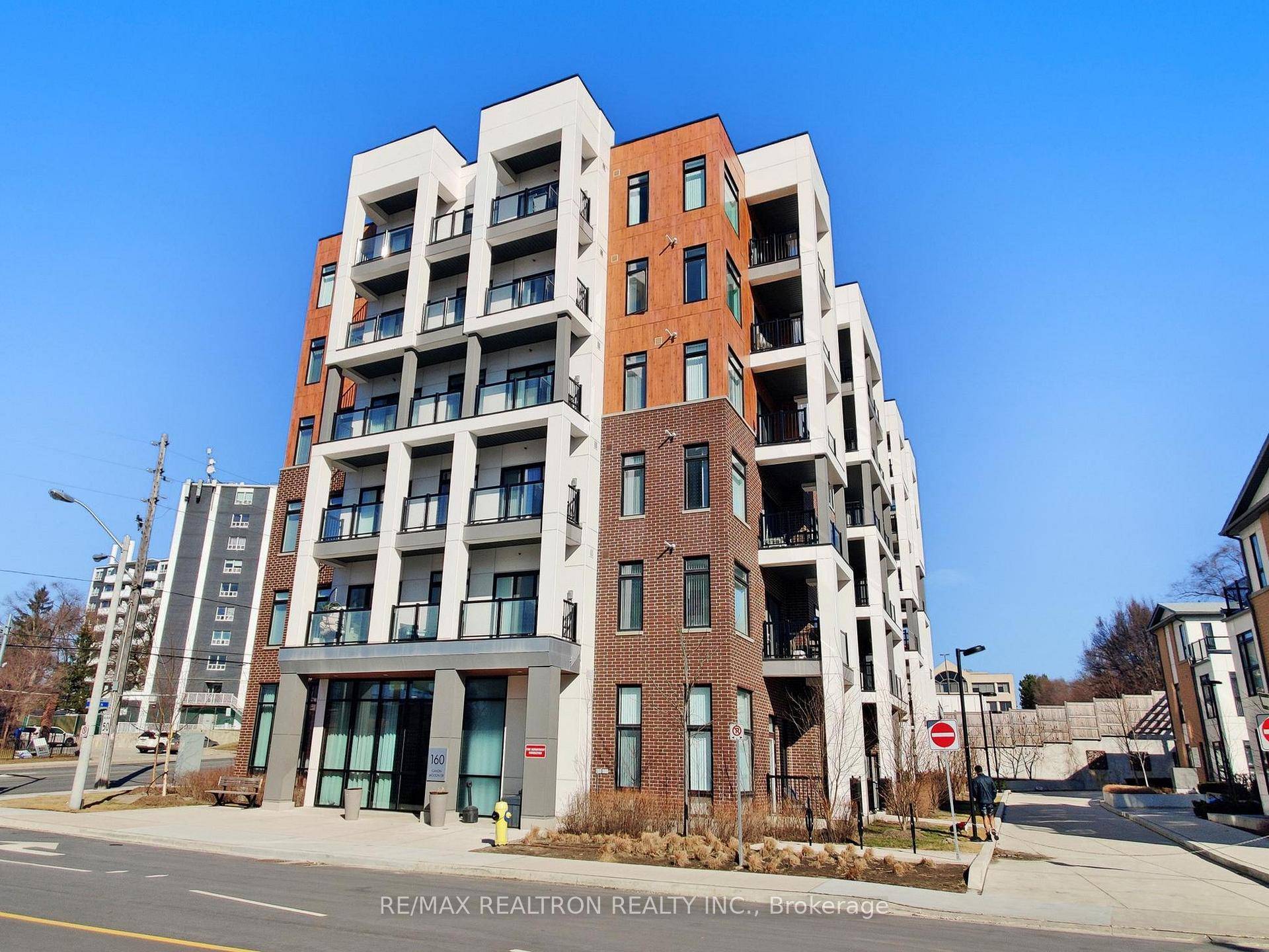 Welcome to Unit 108 at Daniels Keelesdale a beautiful 2 bedroom, 2 bathroom condo that combines modern comfort with everyday convenience.
