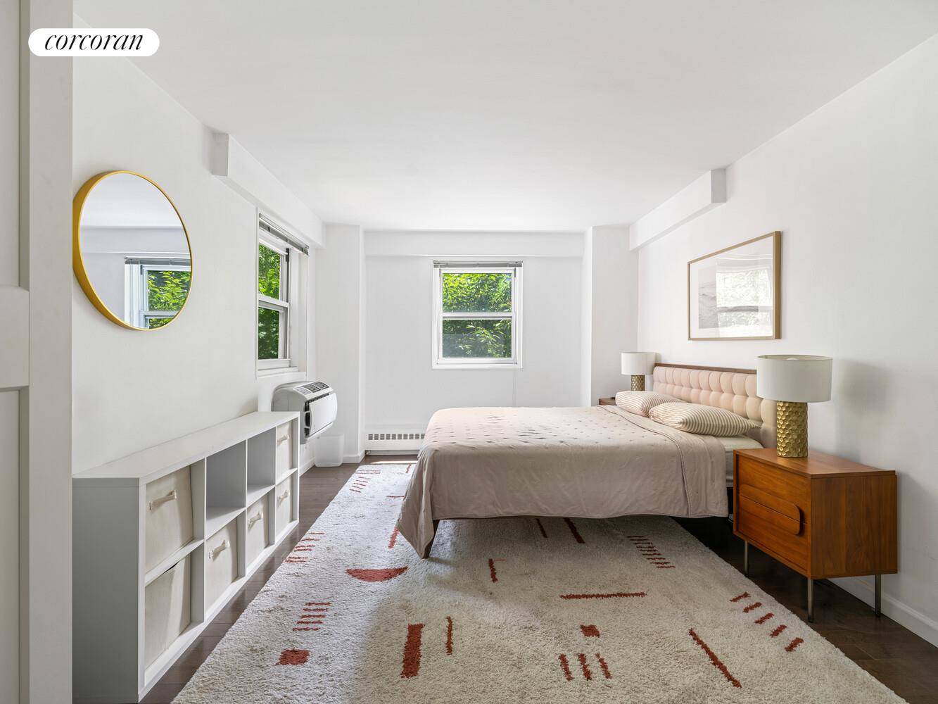 Welcome to this sunny, renovated 1 bedroom apartment in the highly regarded University Towers, perfectly positioned at the meeting point of Fort Greene and Downtown Brooklyn.