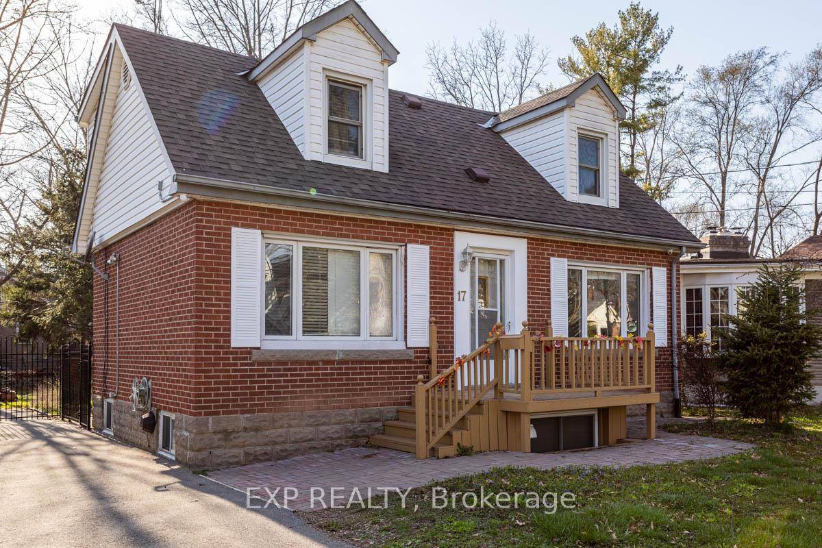 FANTASTIC Investment opportunity in prime Westdale location !