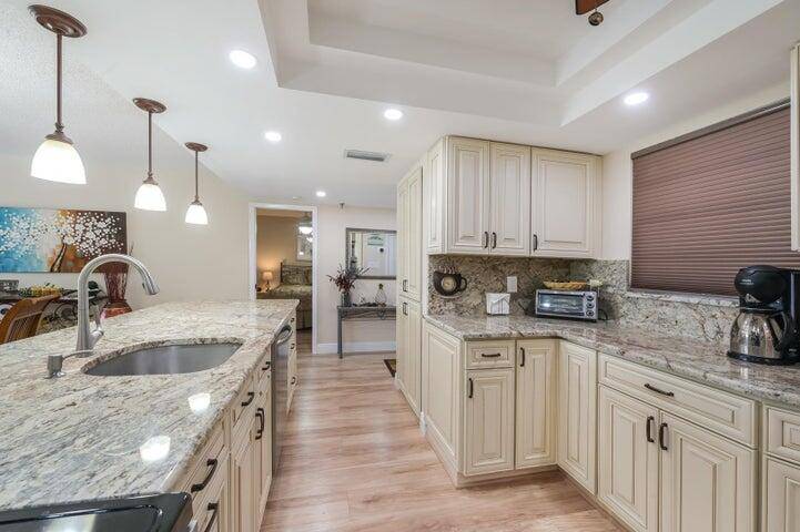 A East Boca Gem. A Beautiful, renovated unit that is move in ready.