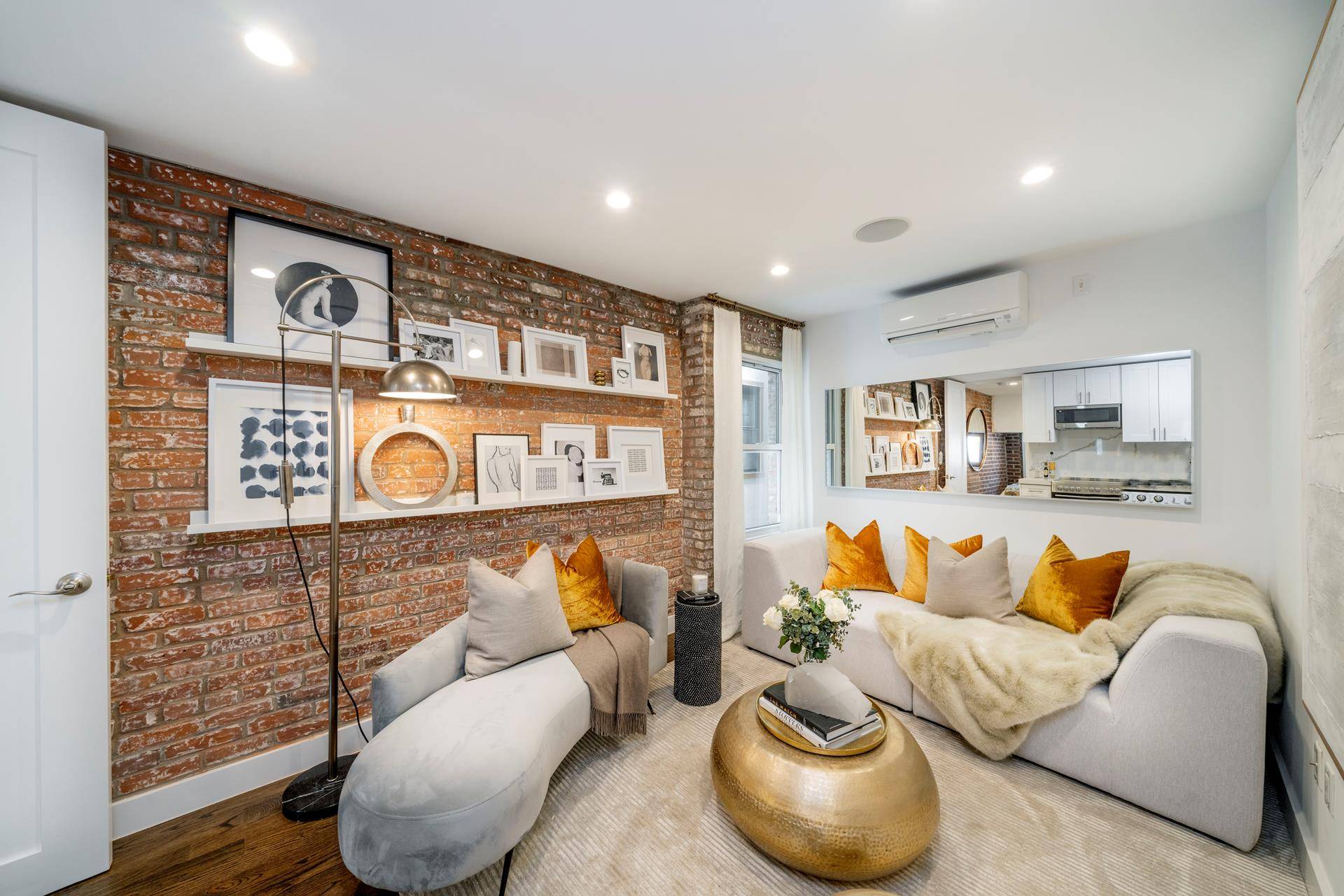 AVAILABLE JULY 1ST OPEN HOUSE BY APPOINTMENT WASHER DRYER IN UNIT ULTRA PRIME SOHO RENOVATED TRUE 4 BEDROOM !