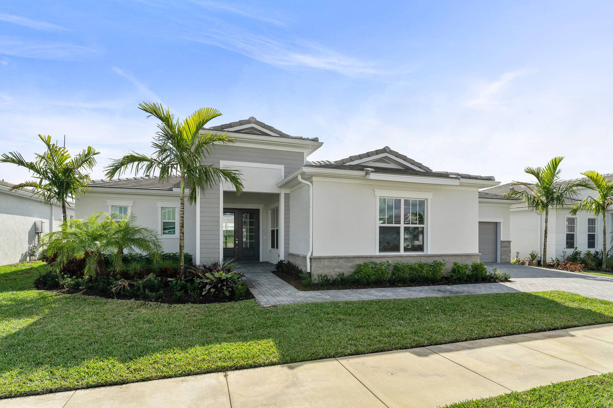 The 2, 809 square foot Conrad floorplan offers comfortable, spacious living space in an attractive, one story configuration.