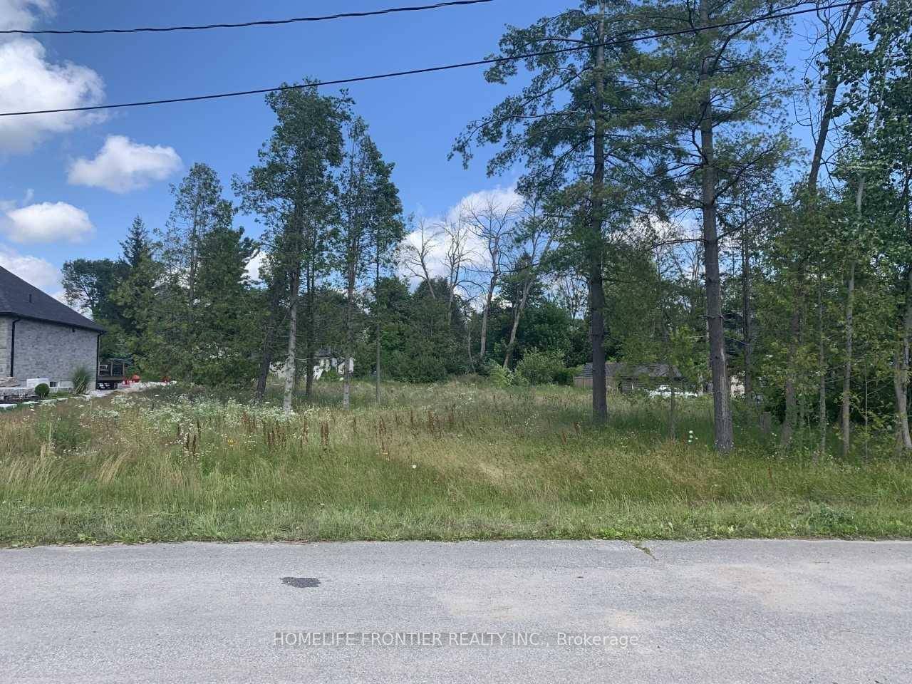 Perfect Opportunity To Build Your Own Oasis On This Perfect Half Acre Building Lot In Oro Park, Just Steps From Lake Simcoe On Quiet Dead End Road, Live Amongst Waterfront ...