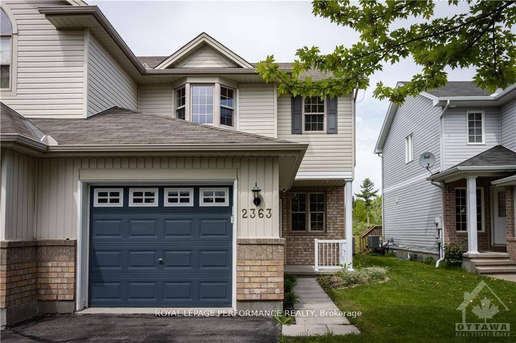 Welcome to 2363 Glandriel Cres where your new home awaits.