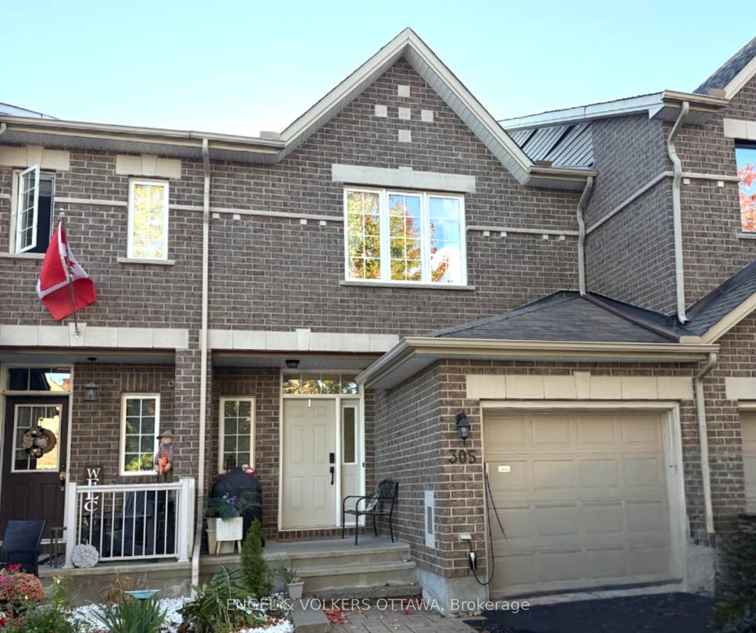 Beautifully maintained and fully furnished townhome for rent in the sought after Riverside South community !