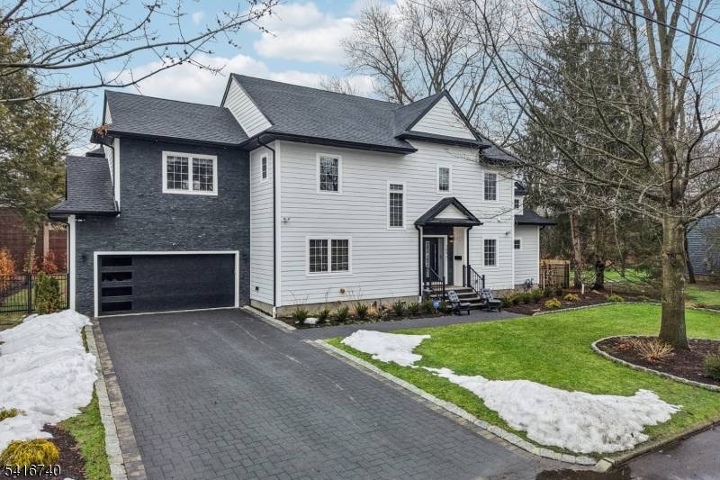 Arbor Dr Hohokus Boro New Jersey Single-Family