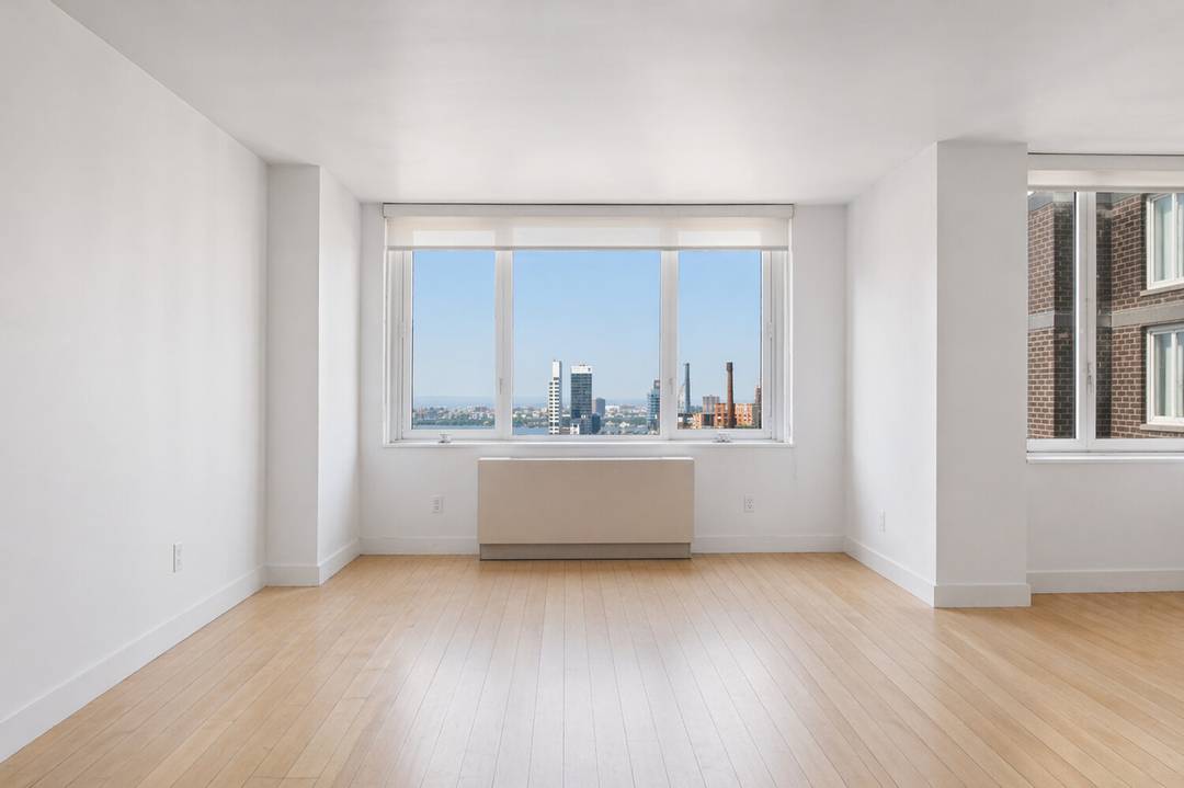 BEST STUDIO AT THE SHEFFIELD.