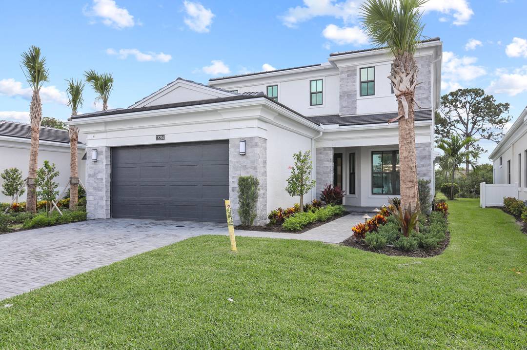 Stunning ! Brand New Construction, Fully Furnished Move in ready !
