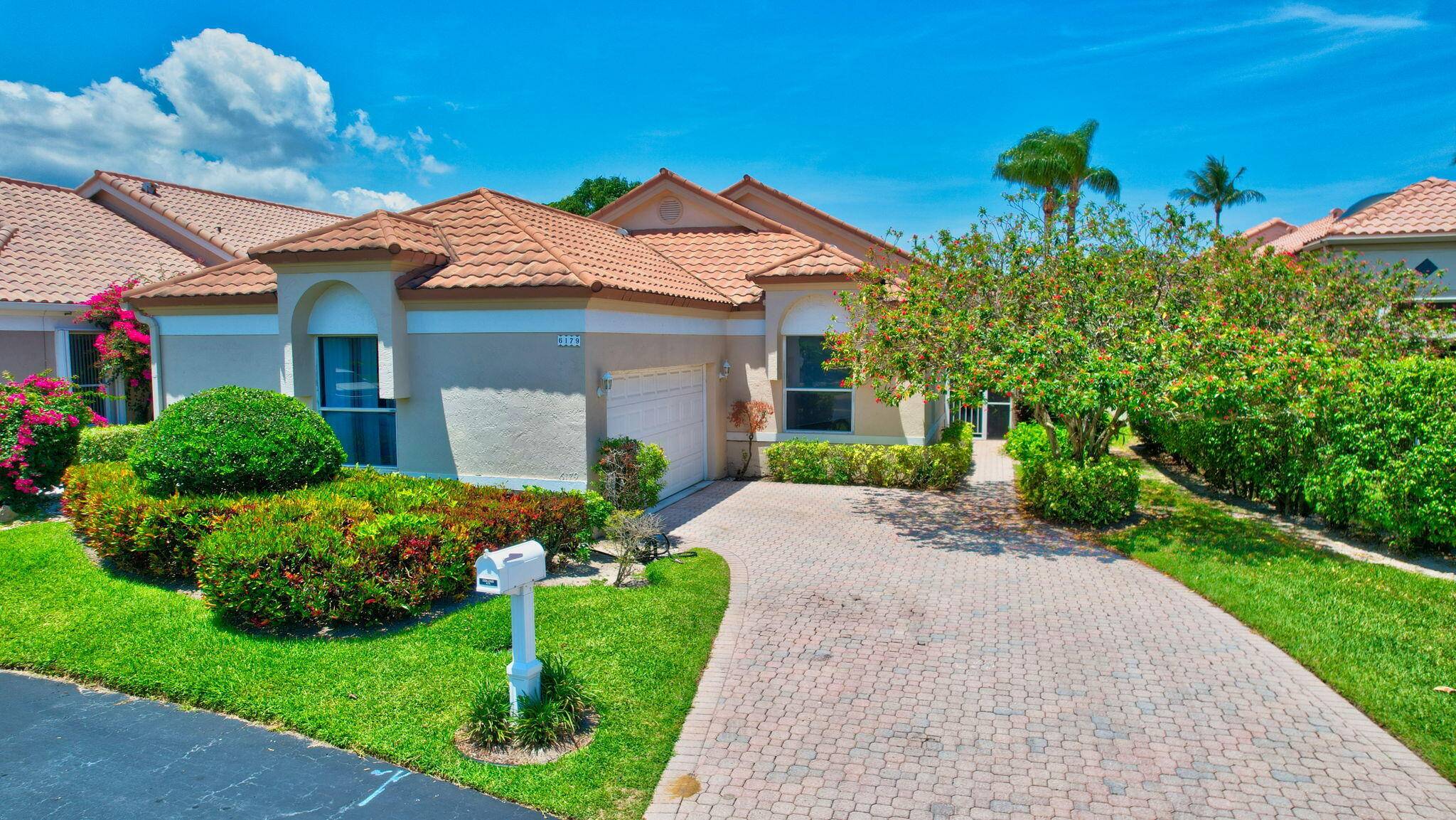 Spacious Elegance Meets Resort Living at 6179 Evian PlaceExperience comfort, style, and community in this beautifully maintained 3 bedroom, 2.