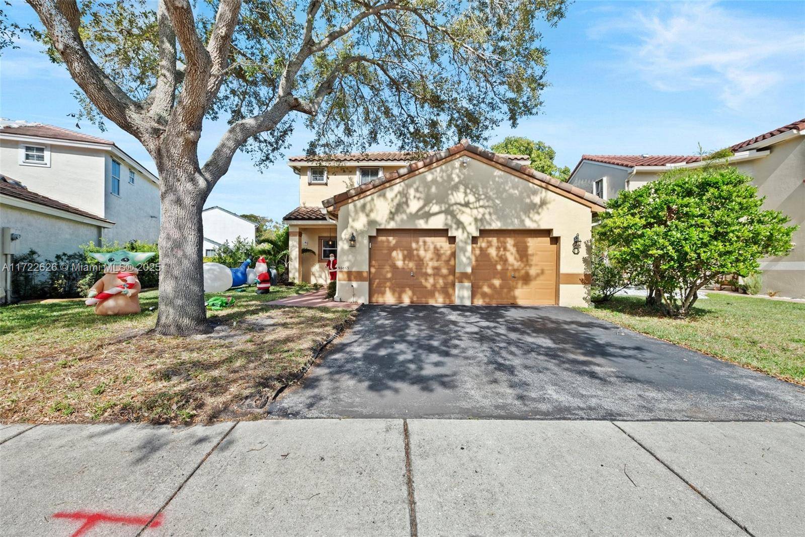 Well maintained 3 Bedroom, 2.