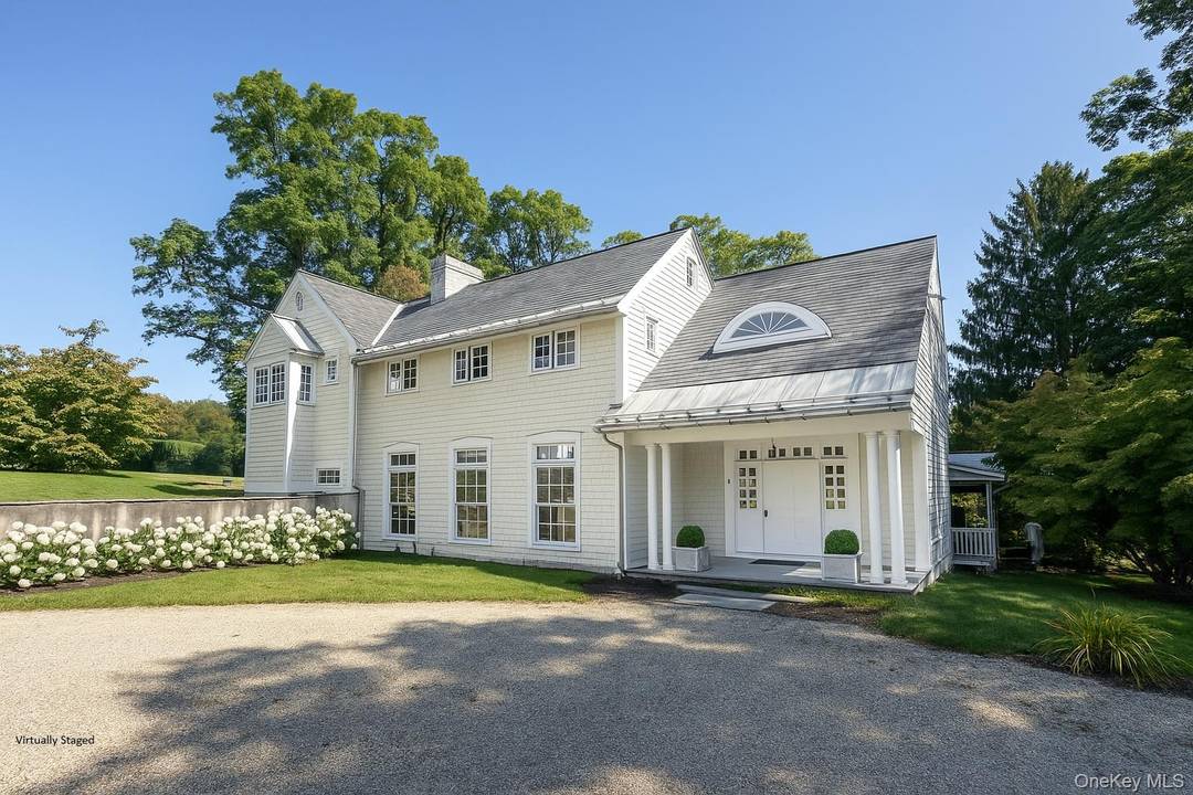 A true country retreat on 109 picturesque acres on one of Millbrook s most coveted roads, Tower Hill.