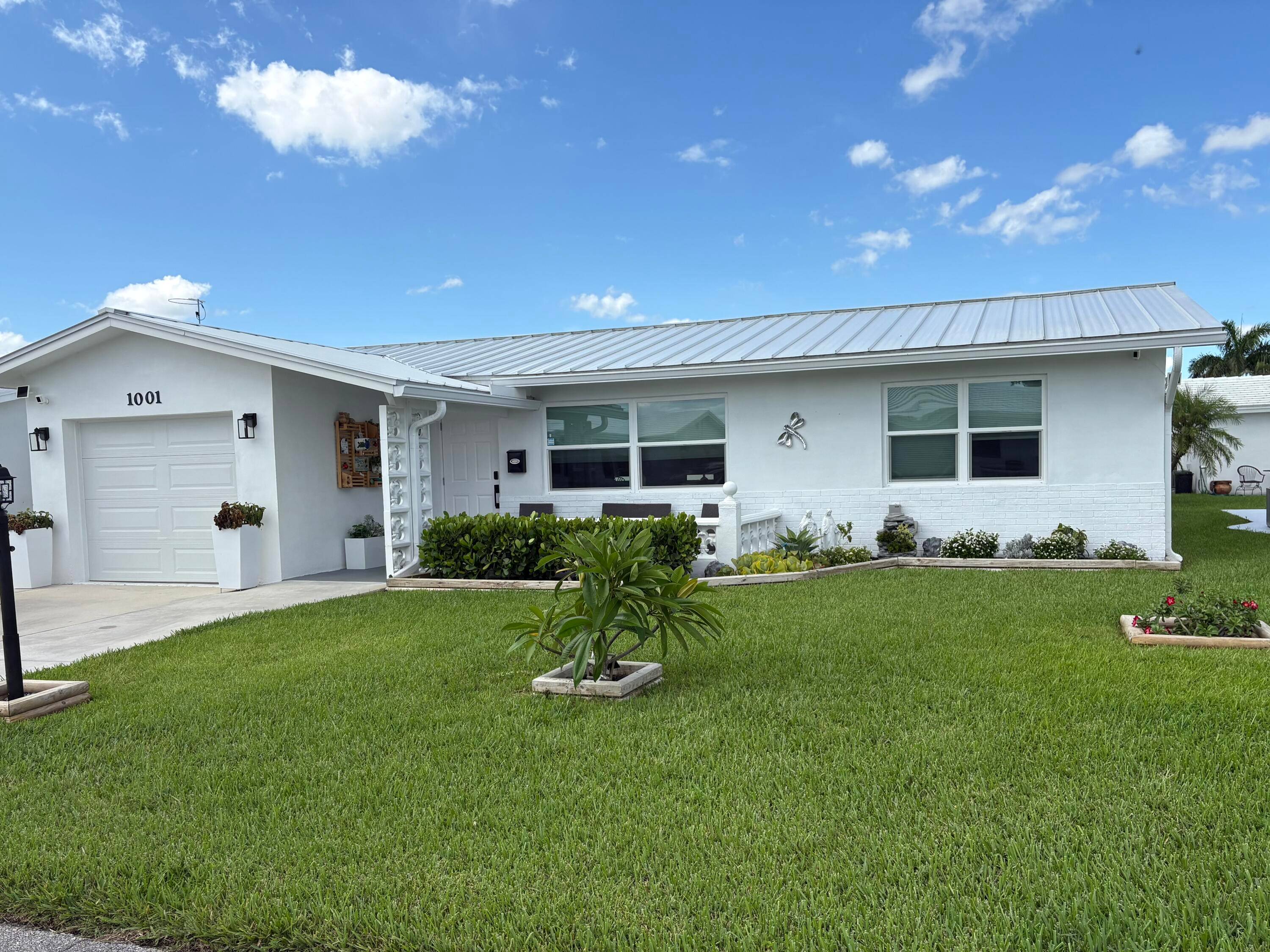 Move right in to this Stunning Renovation of the popular Edgewood model.