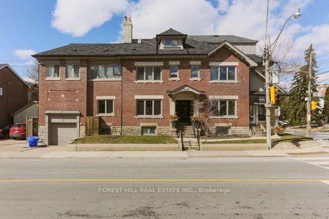 Spacious 3 Bedroom, 2 Storey Loft Style Apartment with Private Rooftop Patio Forest Hill.