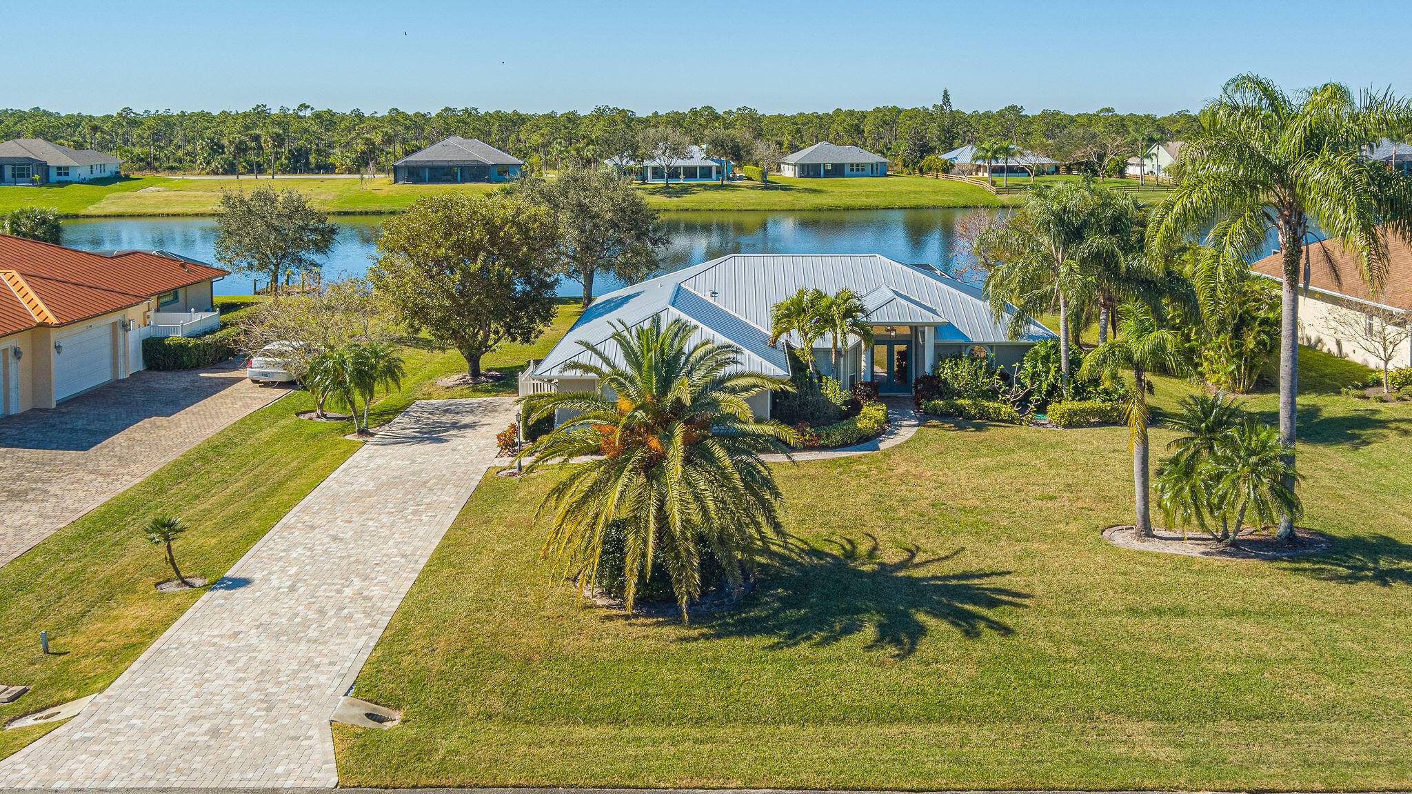 Experience captivating sunsets and water views in beautiful Fischer Lake Island.
