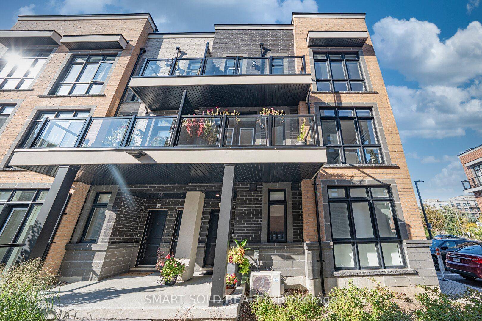 Discover Modern Elegance In This Light Filled, Designer Inspired Corner Townhome At The Bond On Yonge !