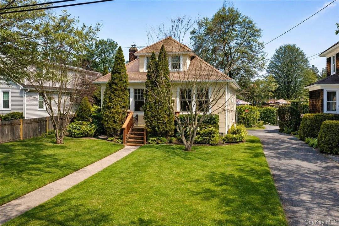 Welcome to 169 Sterling Place, ideally located in the heart of bustling Amityville Village.