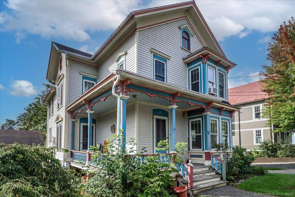 Classic Colonial on Wonderful Whittlesey !