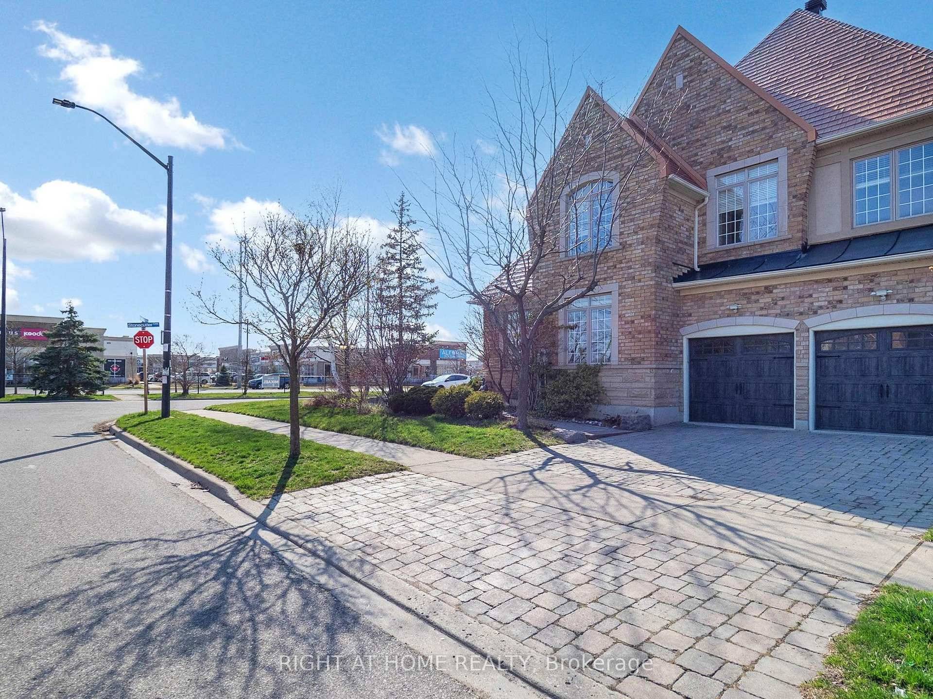 Situated in the highly desirable west end of Mississauga, this stunning home offers over 4, 500 sq.