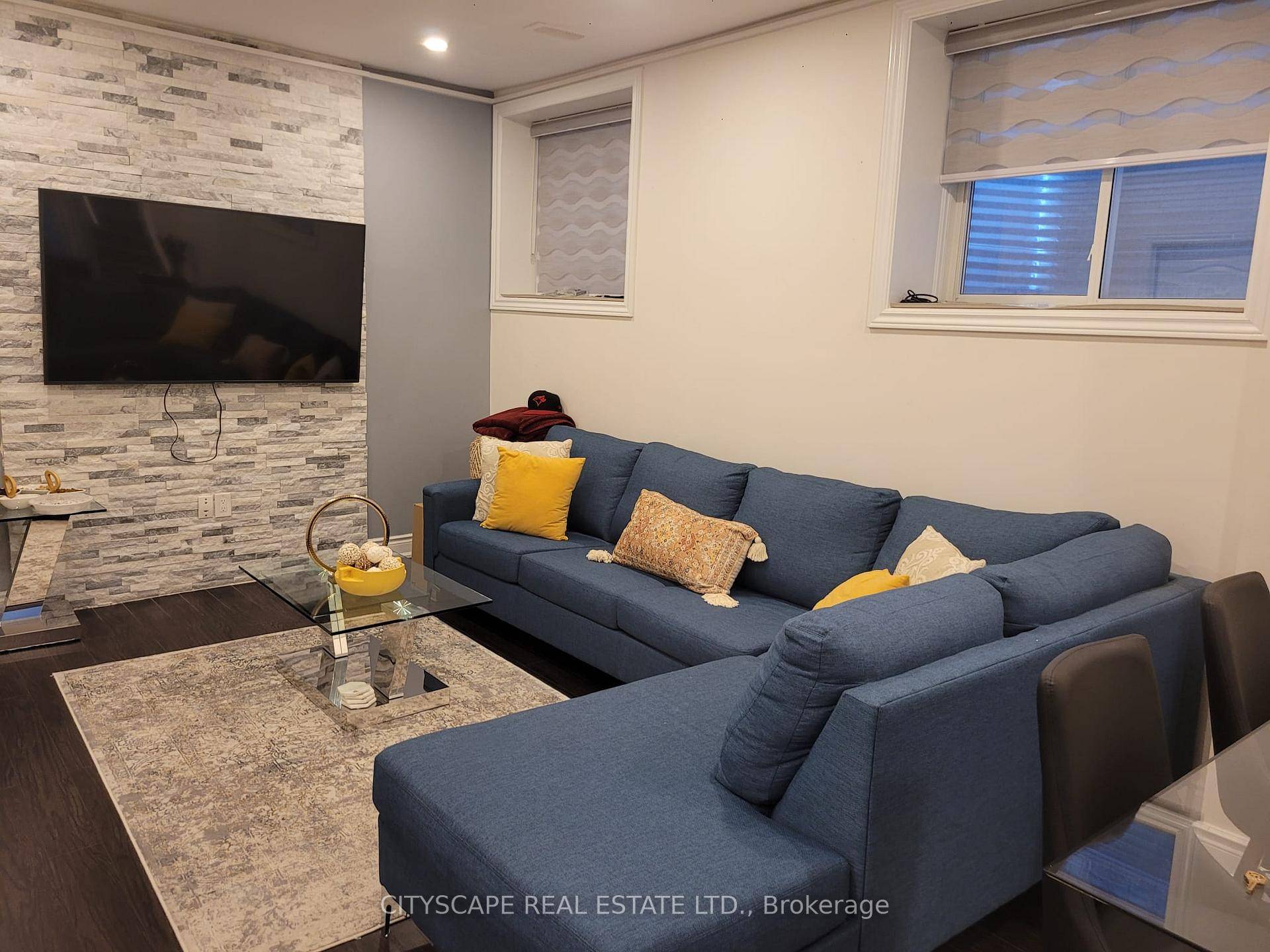 This is a Legal two bedroom, Basement Apartment, in very good location, suitable for a couple or Sigle person.