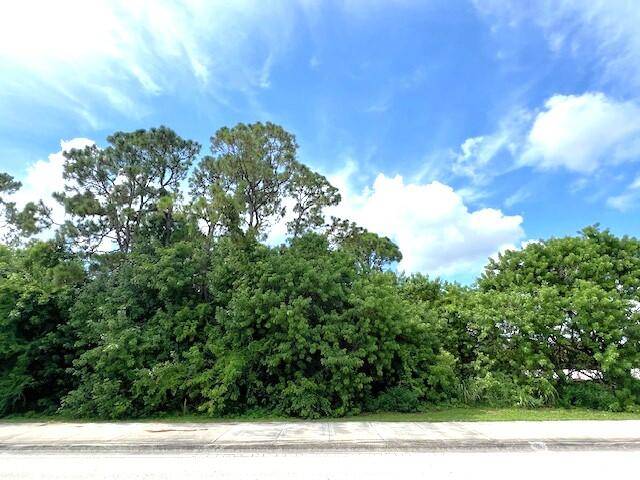 Discover this prime lot on Becker Road, located minutes from the Turnpike for your commuting needs and a short drive to nearby shopping and dining options.