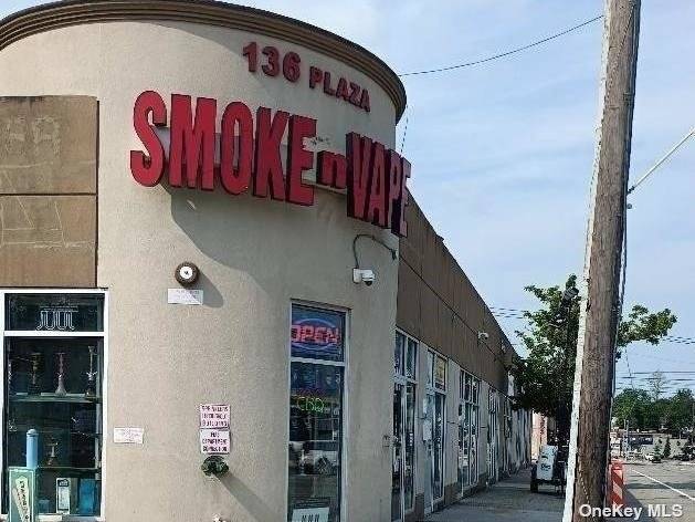 Nine Prime retail units in a Fantastic location, surrounded by a vibrant community and a steady stream of potential customers.