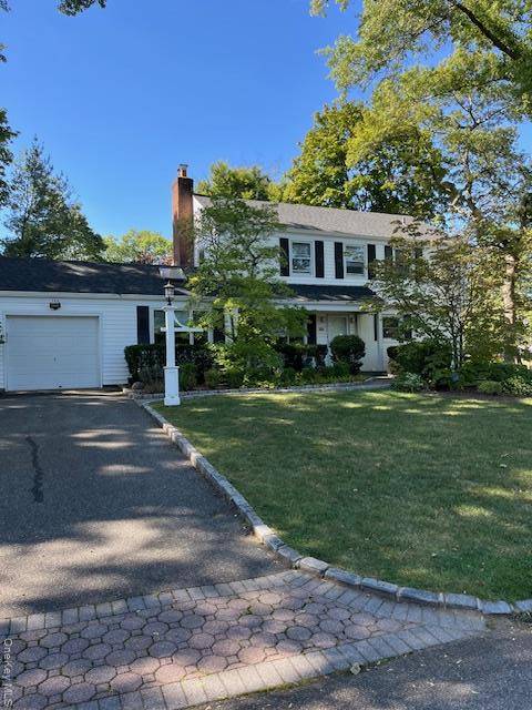 Beautiful 3 bedroom, 3 bath Colonial in the award winning East Williston School District.