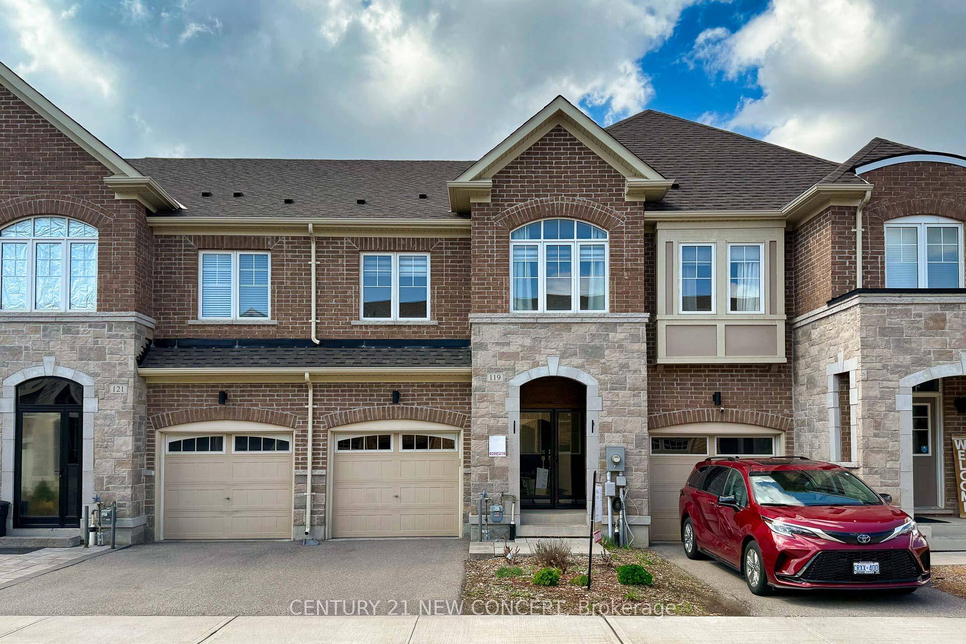 Amazing, Basement Luxuriously Finished w Washroom Professinally Renovated, Excellent Location In Newmarket !