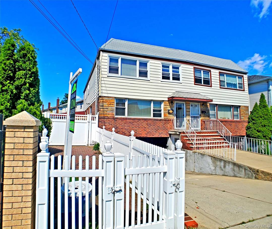 Top, top, top location ! !