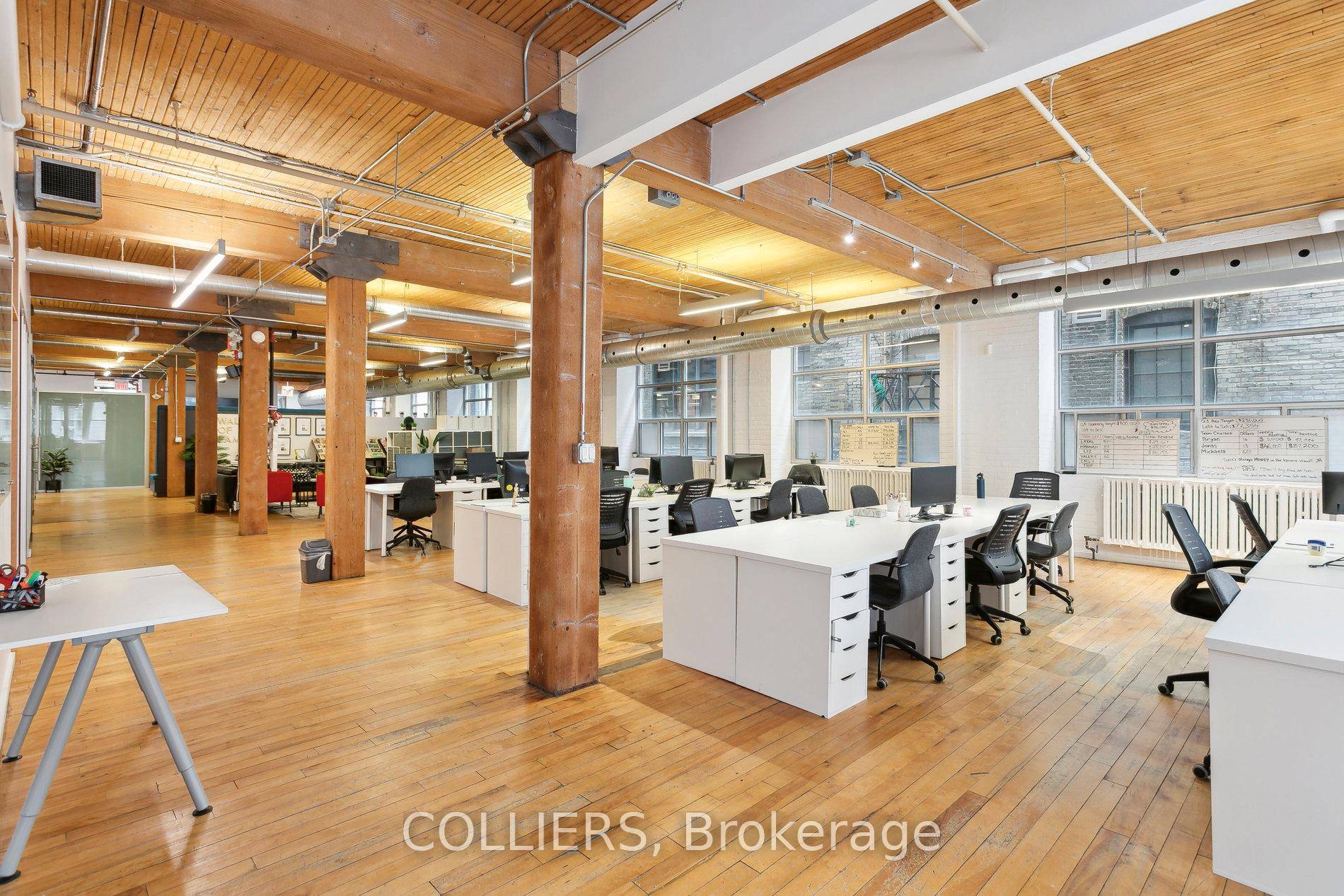 Located steps from Toronto's financial core and the PATH, 30 Duncan Street is a beautiful brick and beam building.