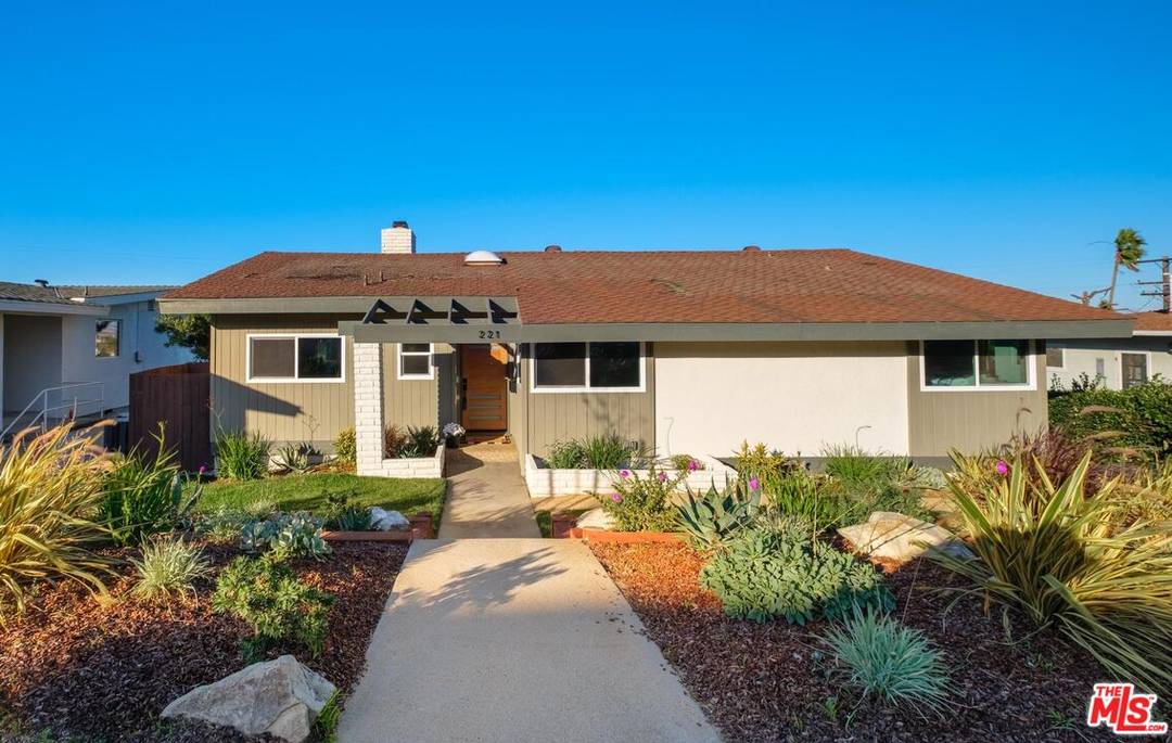 221   Via Los Miradores 4BR La
