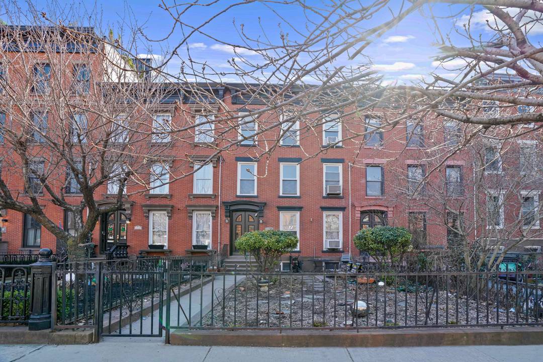 92 4th Place A Century of History Awaits Your Vision Asking Price 2, 879, 000 First Open House By Appointment Only scheduled for April 12th from 2 00 4 15 ...