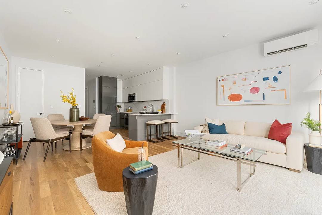 Residence at 254 West 88th Street 2 is a sun filled, full floor home spanning approximately 1, 093 square feet of the parlour floor, thoughtfully laid out with two bathrooms, ...