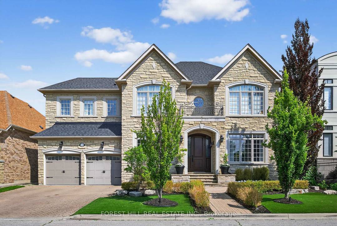 Welcome to 110 Cook Mill Crescent an extraordinary residence nestled on the most sought after street in the entire Valleys of Thornhill, one of Vaughan's most prestigious neighbourhoods.