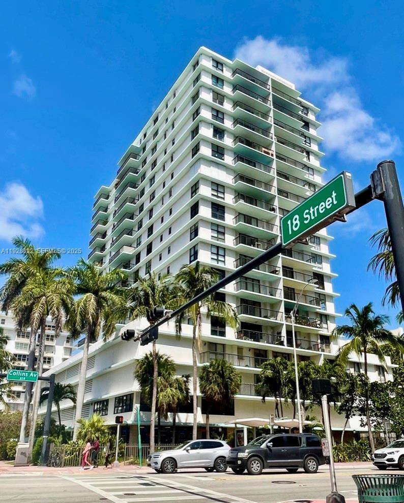 Amazing location ! Spacious 1BD 1BA on Collins Ave, directly across from the beach.