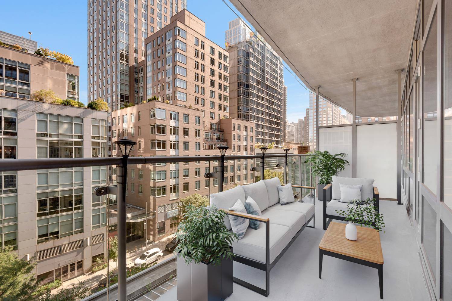 Welcome to this sophisticated one bedroom residence at ELEMENT, a striking 35 story glass tower condominium in the heart of Columbus Circle West.